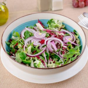 Restaurant The Bridge - Salată Verde cu Ceapă